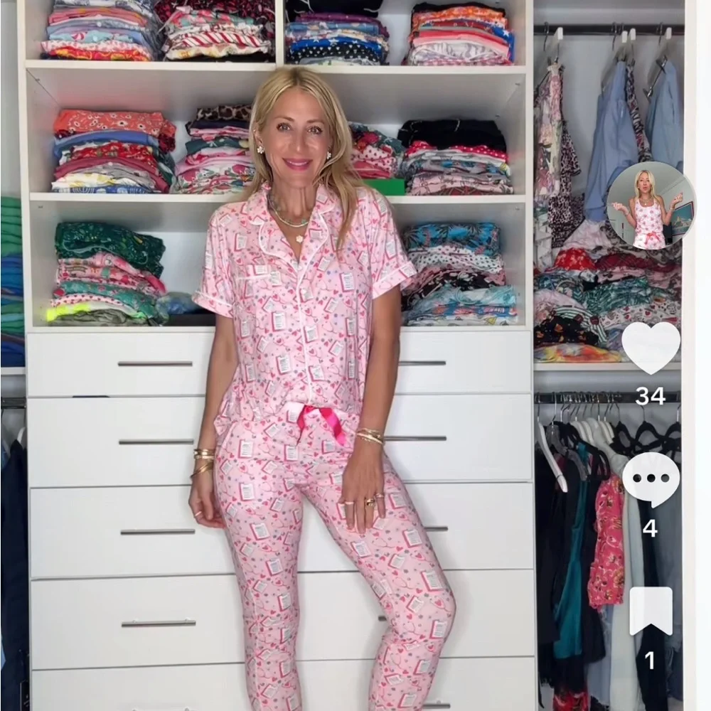 Jordann Jammie’s- Nurse/Healthcare jogger jammie set (NIB) MSRP $48 - Picture 2 of 3